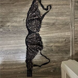 Soma Black and Cream Lace Bra